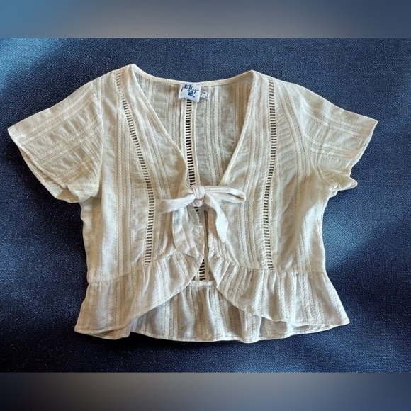 Princess Polly Women’s White Front Tie Short Sleeve Crop Top 100% Cotton Size 2. - Picture 2 of 7